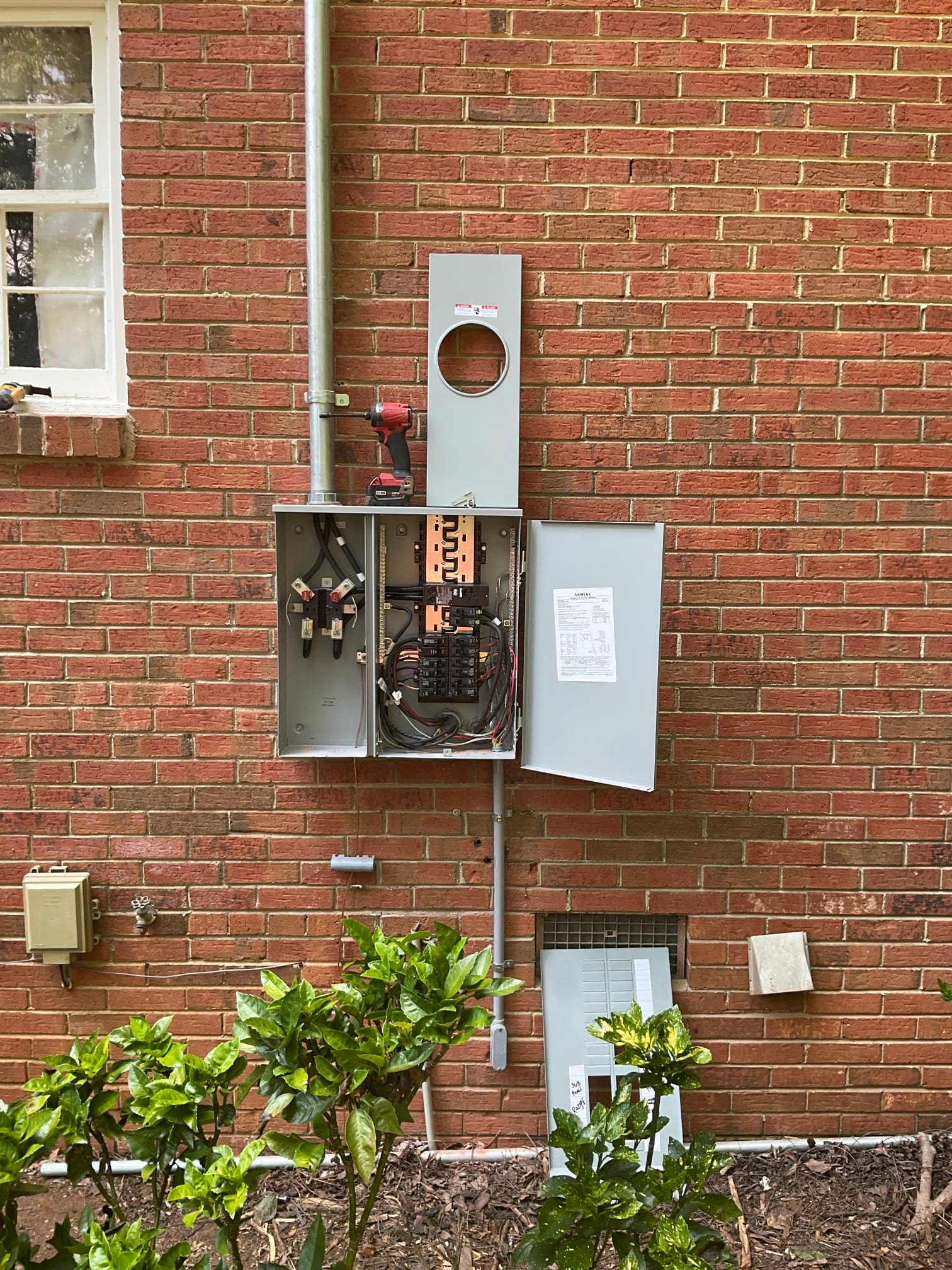 Mint Hill Electrical Panel Upgrade with Meter Riser & Breakers