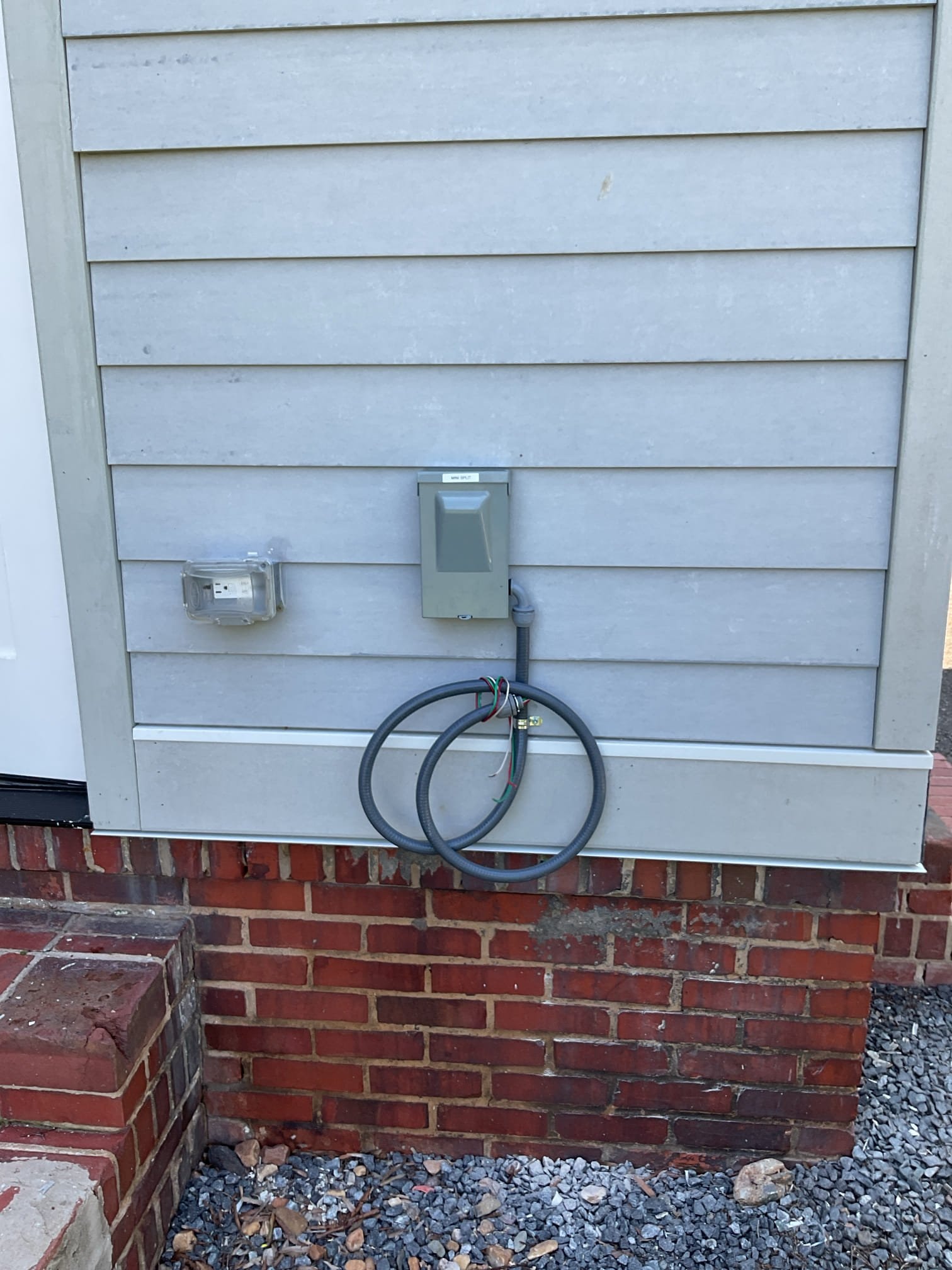 A/C Service Disconnect & Breaker Installation in Charlotte, NC